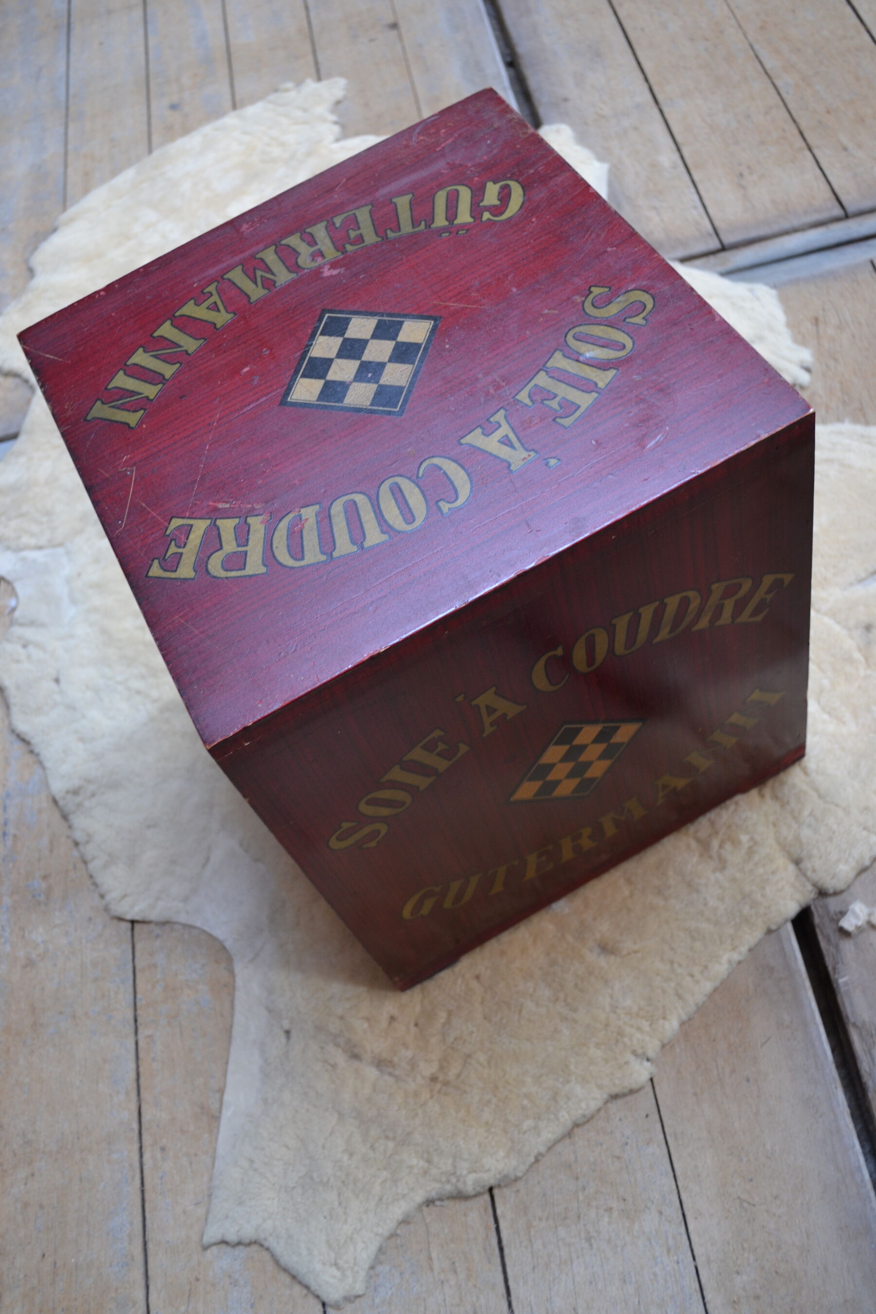 Furniture old 6 drawers