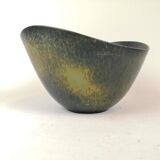 Large modern mid-century ceramic bowl Rörstrand AXK Gunnar Nylund, Sweden, 1950s.