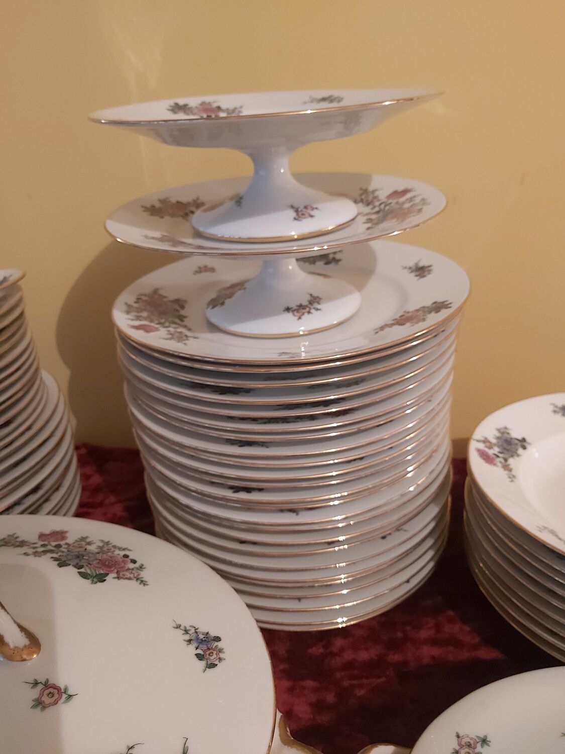 Limoges porcelain plates, service