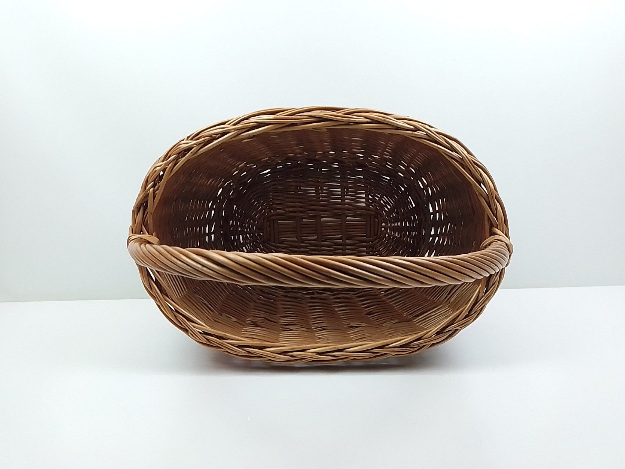 Wicker shopping basket one handle