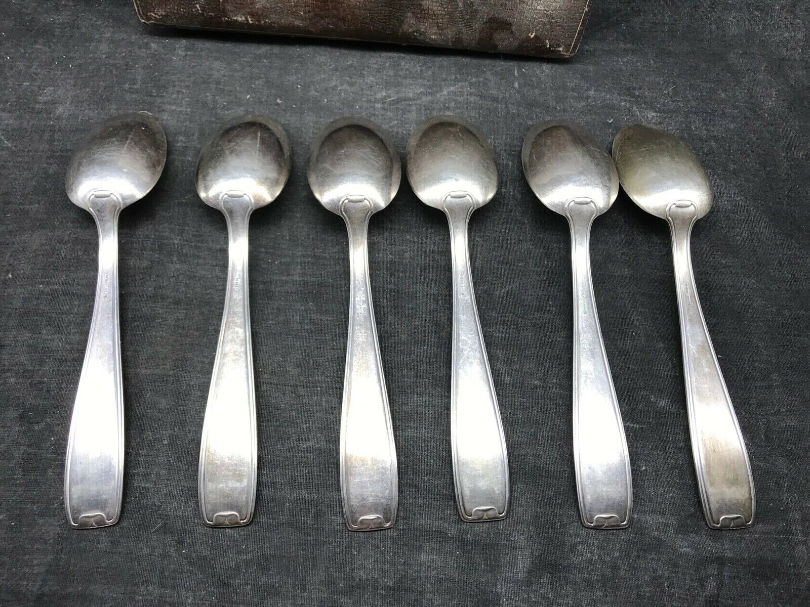 Lot de 12 couverts en métal argenté Deetjen 100