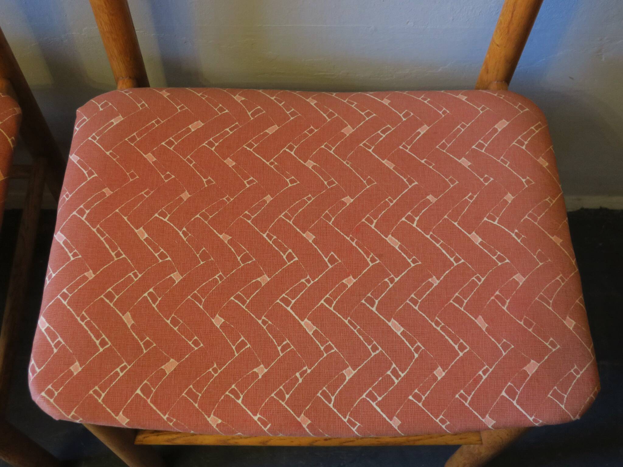 Paire de chaises Shaker Borge Mogensen J39 en orme massif, Danemark, années 1950