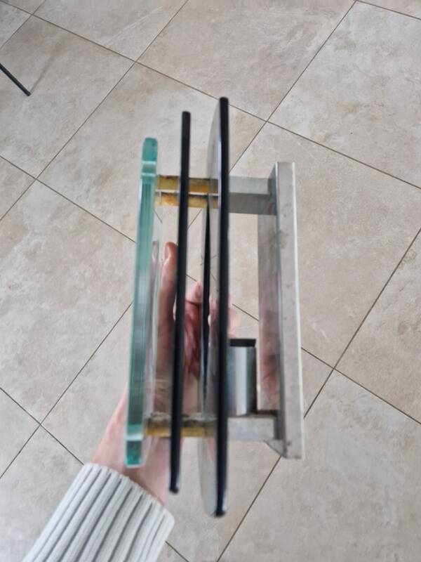 Pair of smoked glass wall lights - Veca editions, Fontana Arte - Design 1970