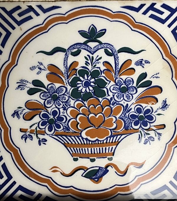 Art déco, plateau bois et carreaux faïence Gien décor panier vers 1940