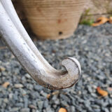 Chaise de jardin en fer forgé