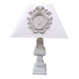 Baroque style table lamp