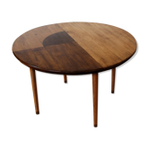 Low table in oak