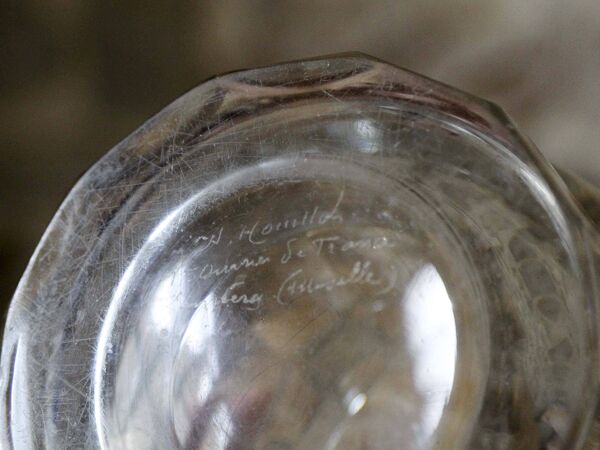 Vase en cristal taillé par A. Houillon (1885-1954)