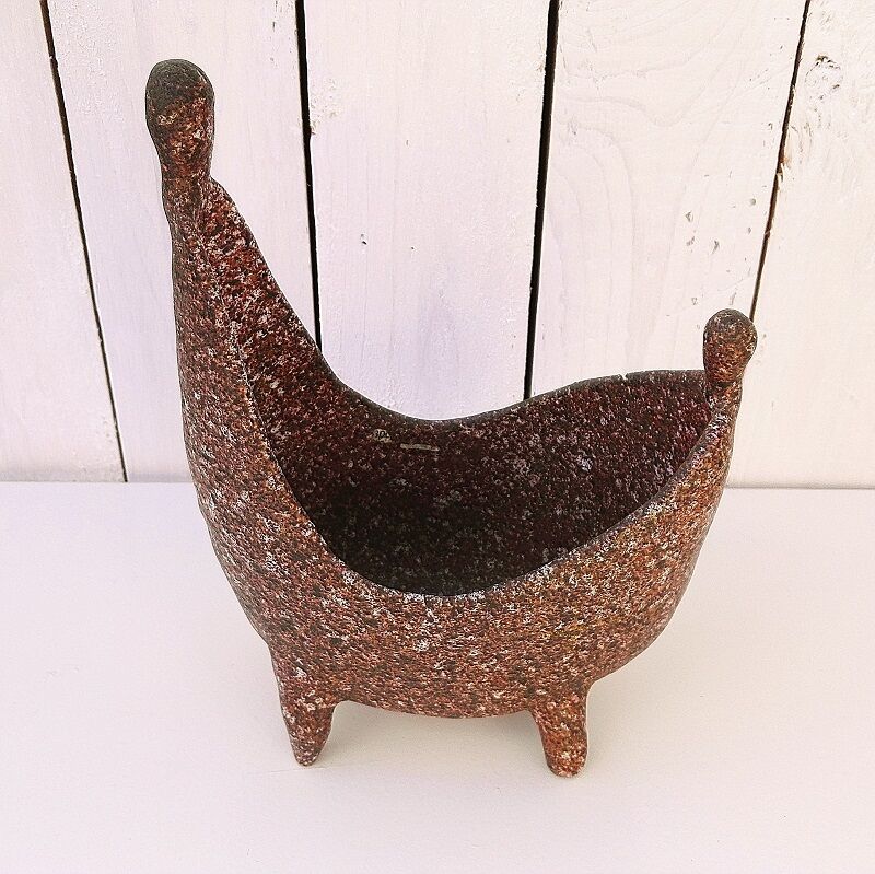 Anthropomorphic planter, Accolay ceramics