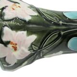 Vase barbotine Art-Nouveau décor fleurs d'Iris