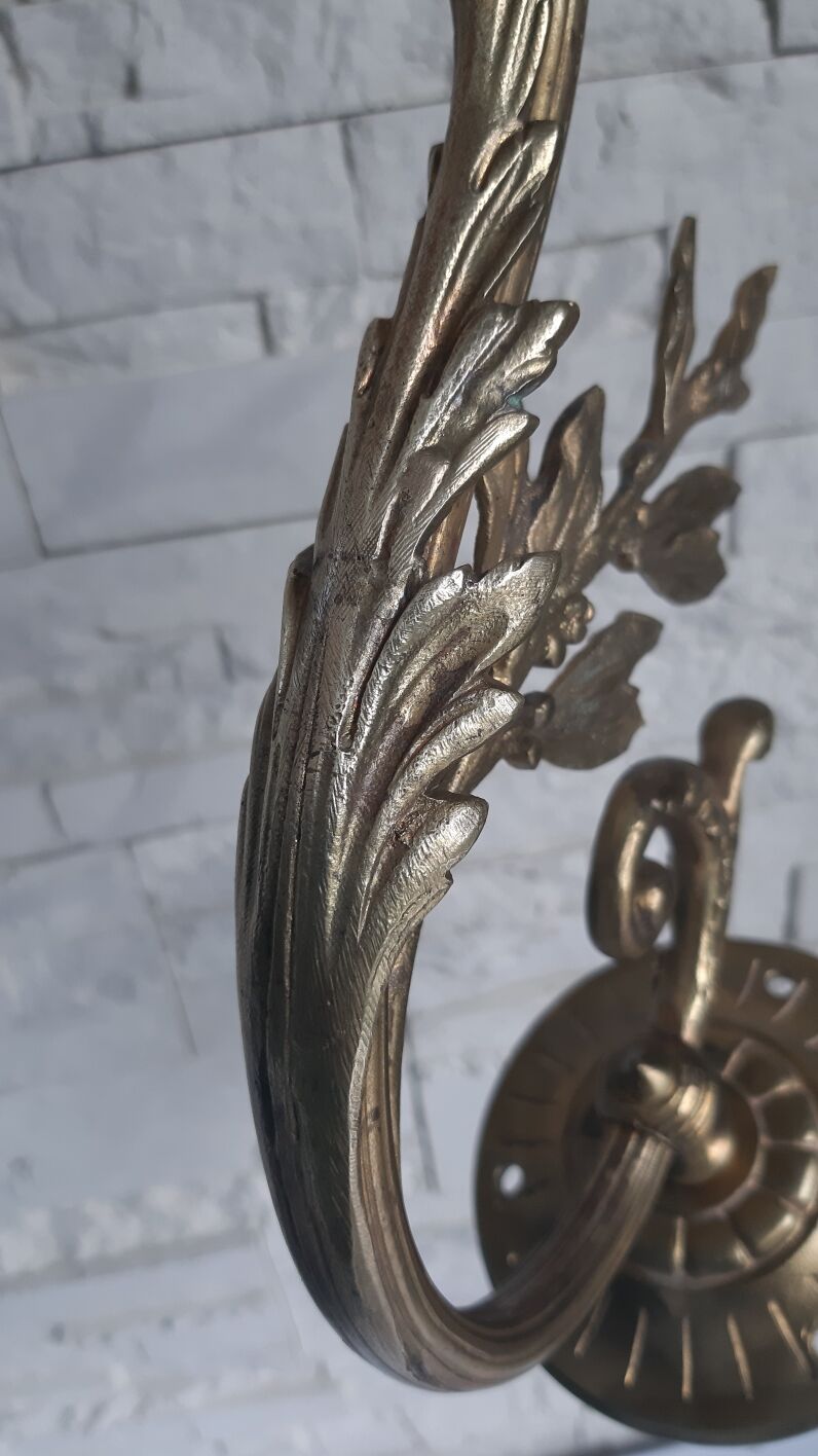 Art deco bronze wall lamp