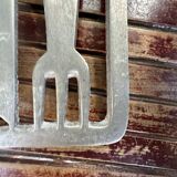 Trivet