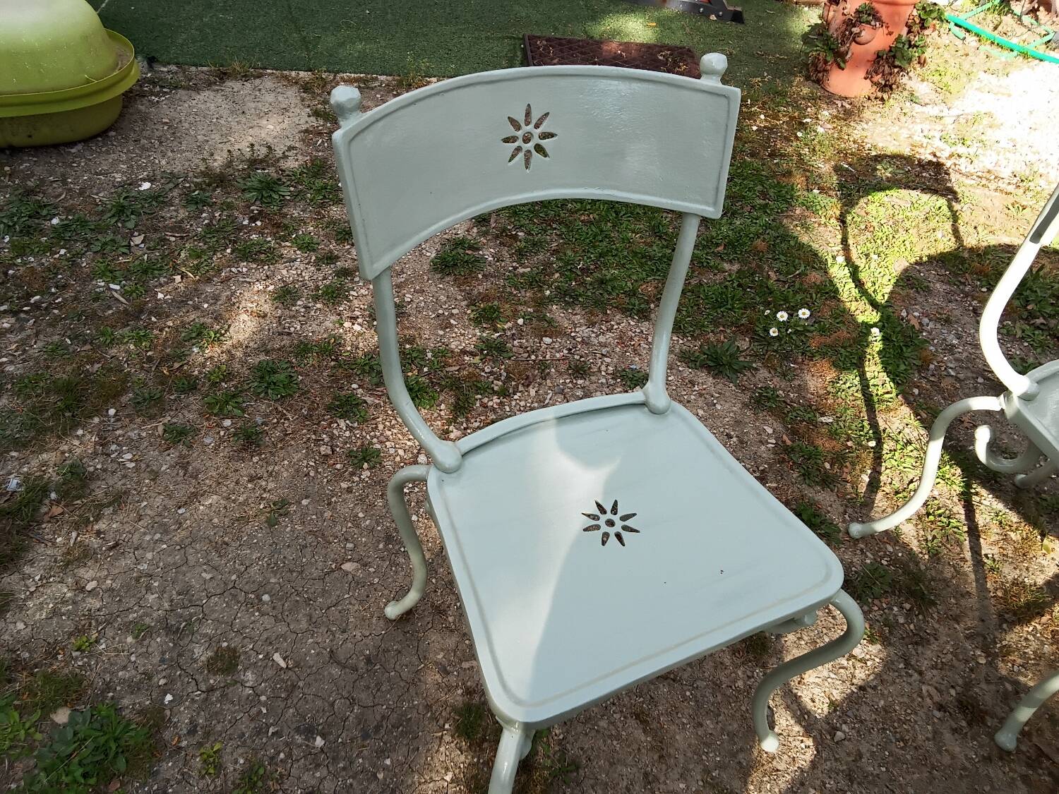 Large garden furniture