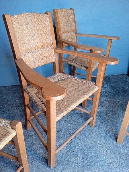 Lot 2 armchairs and 2 chairs design wood and straw period 1970
