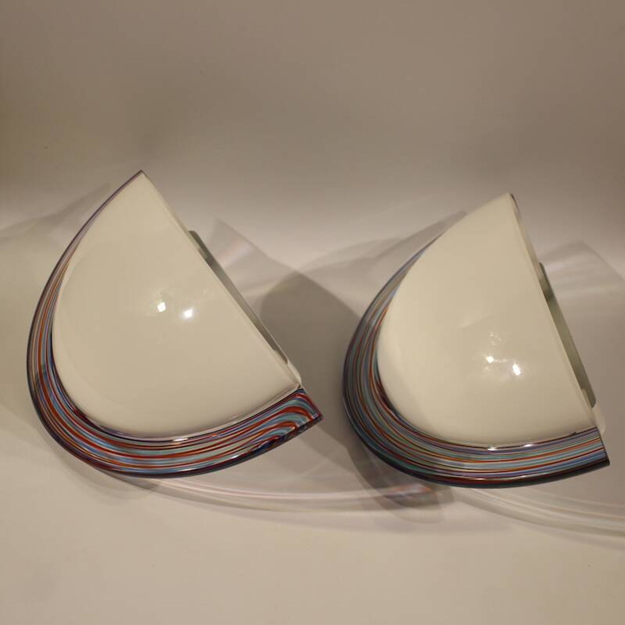 Paire de lampes murales des années 70