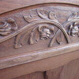 Bed head of the 20s and 30s