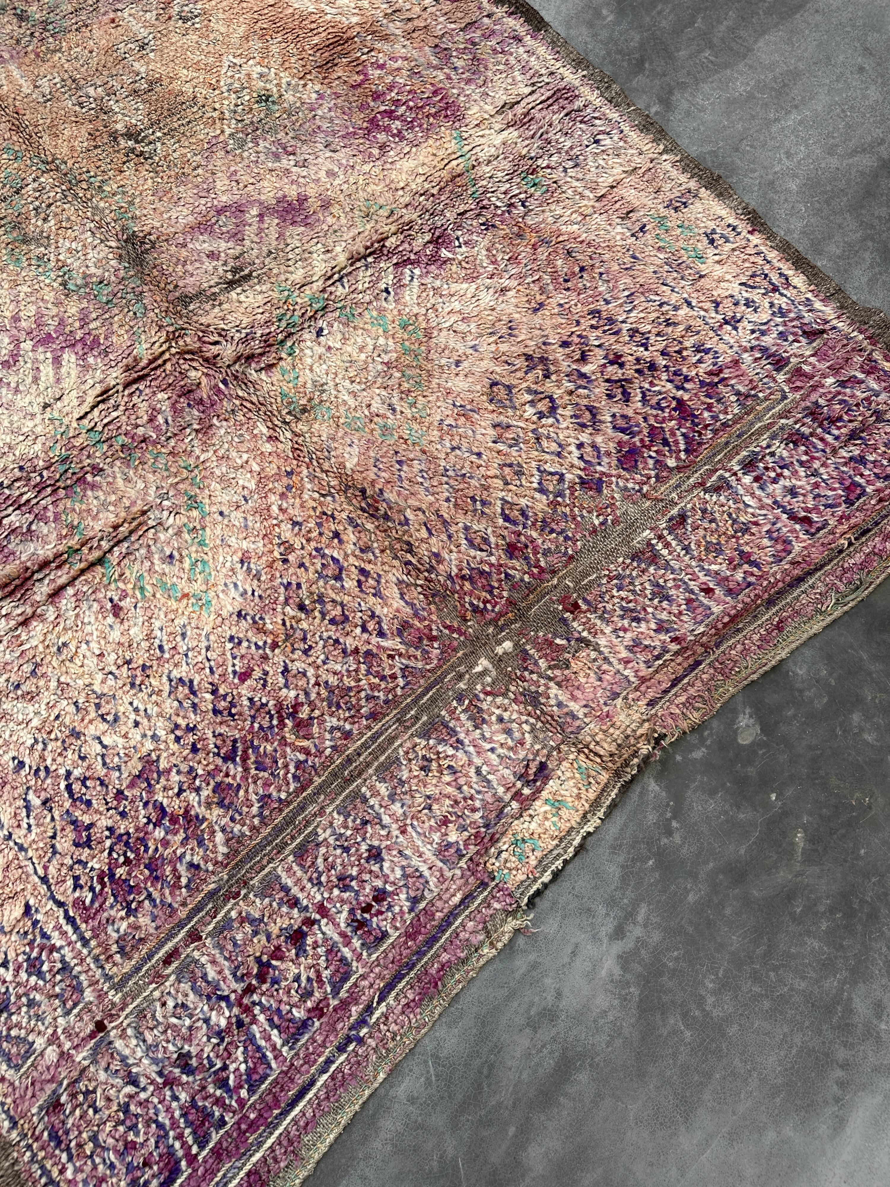 Moroccan carpet - 185 x 335 cm