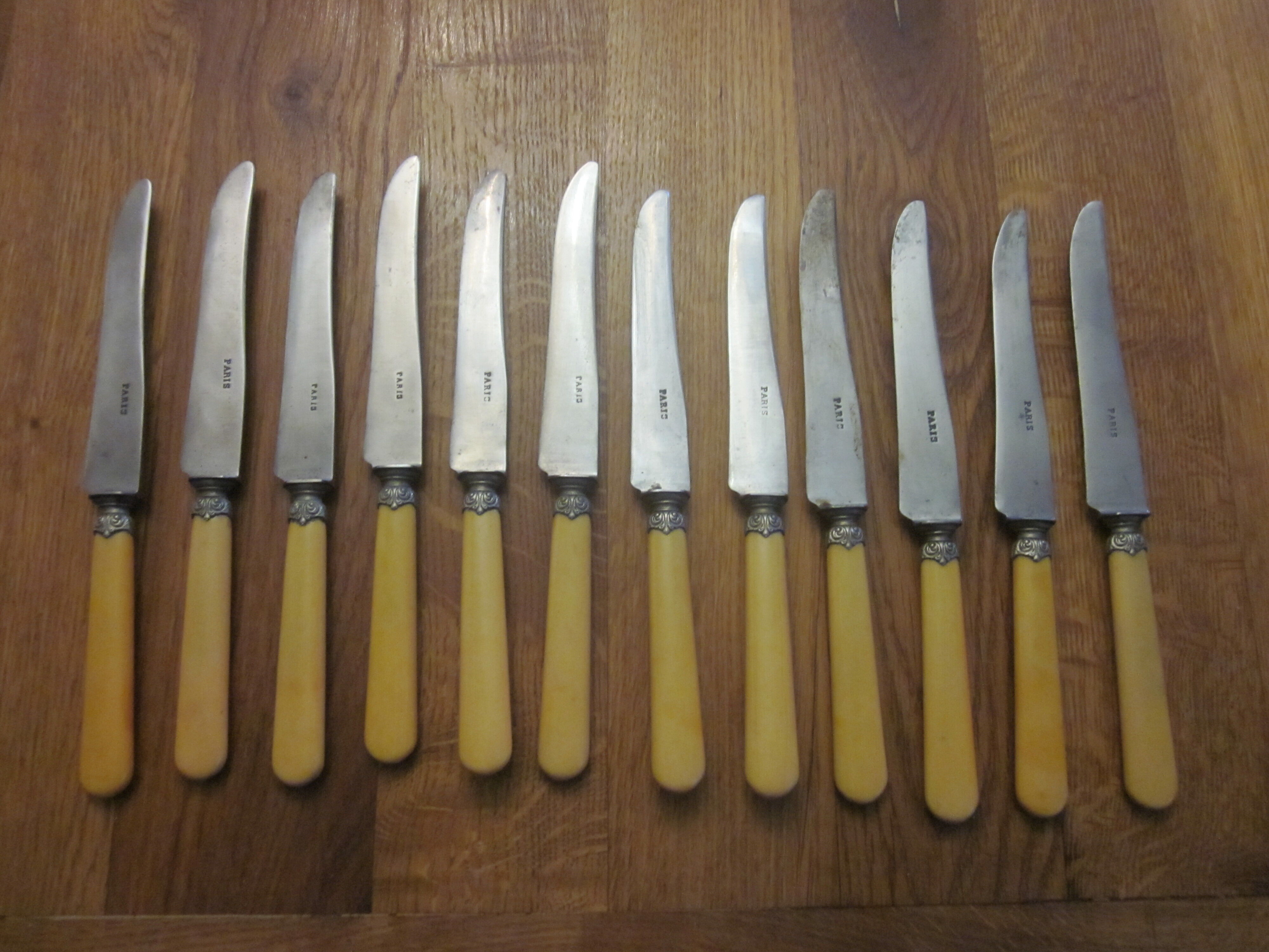 12 knives old paris steel blade