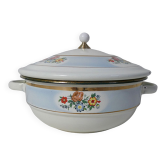 Enamelled casserole