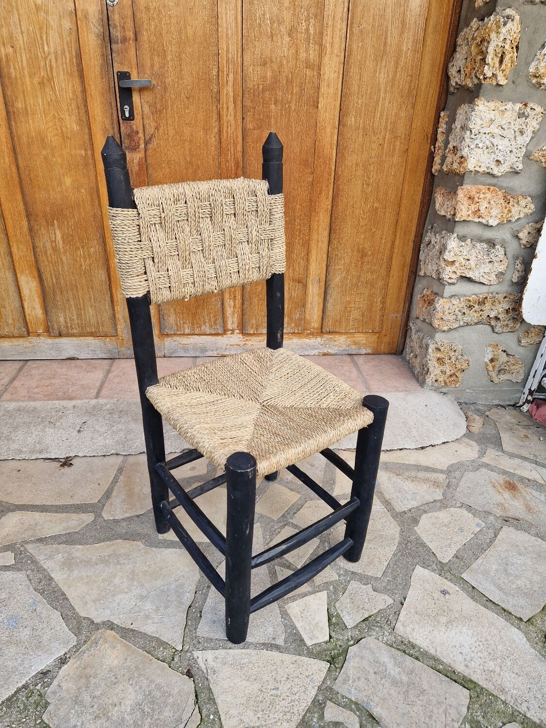 Brutalist straw-filled peasant chair