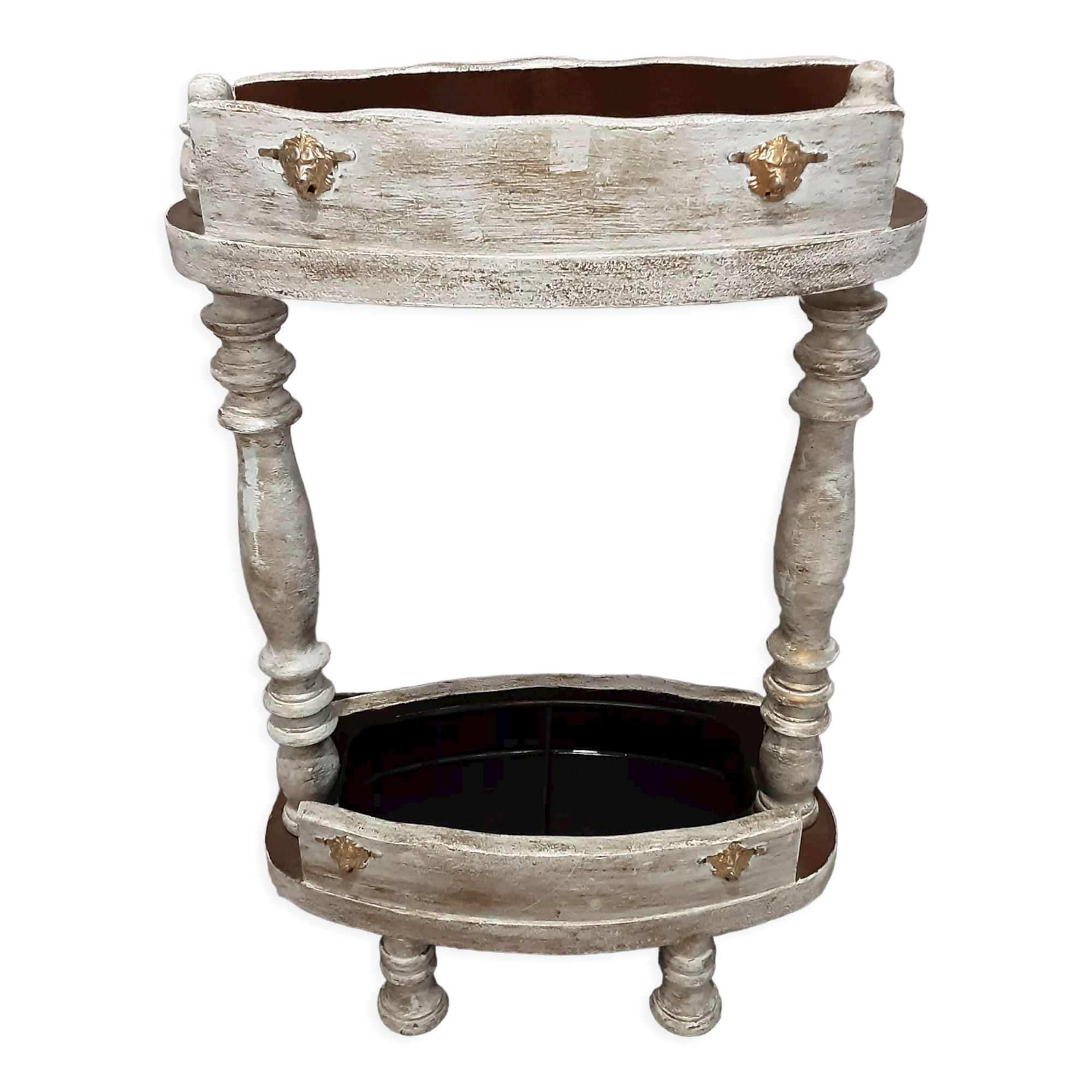 Old umbrella holder restyled chic