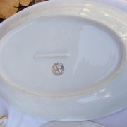 Ceramic service with 5 dishes
