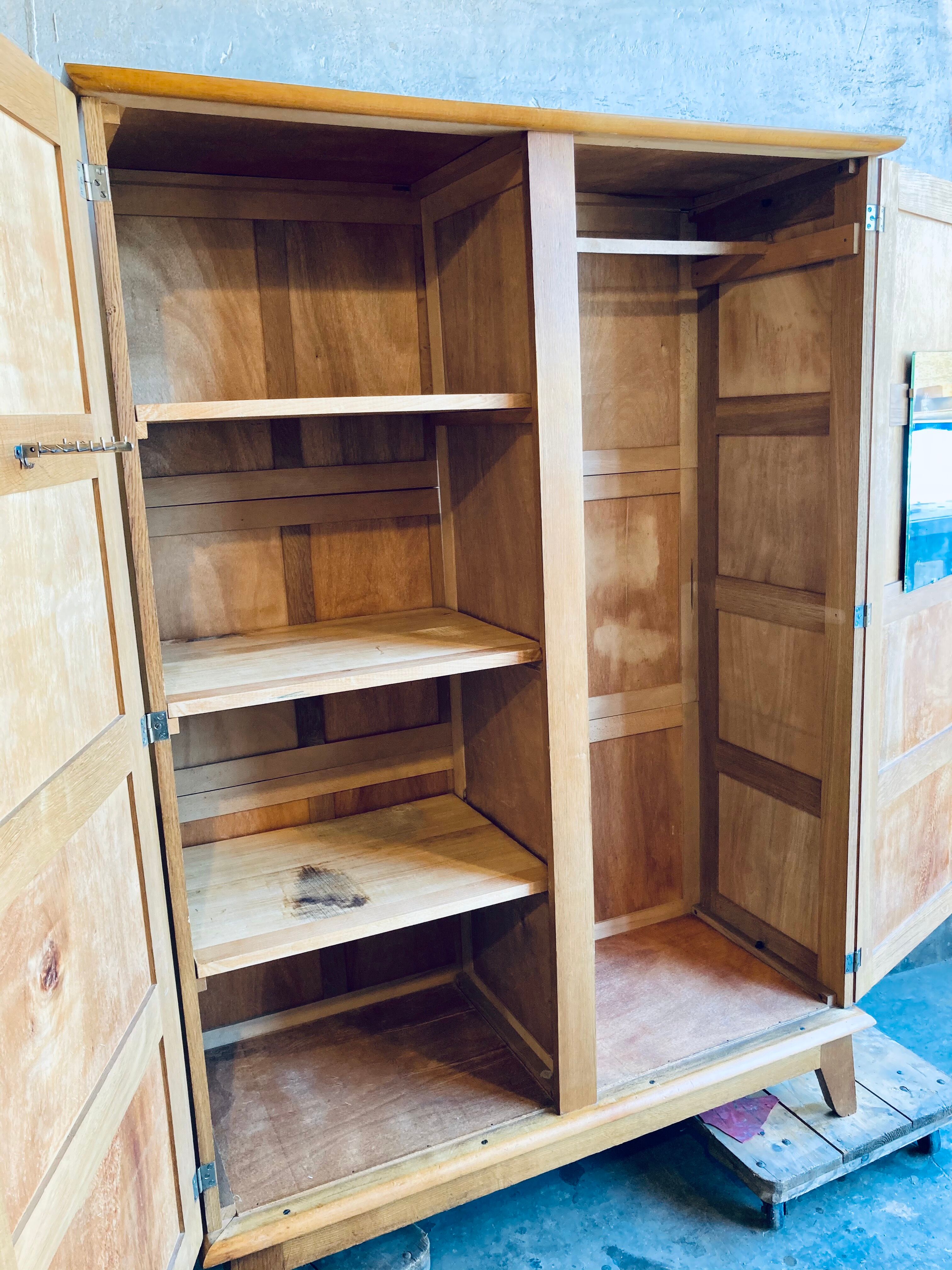 Wardrobe 60'