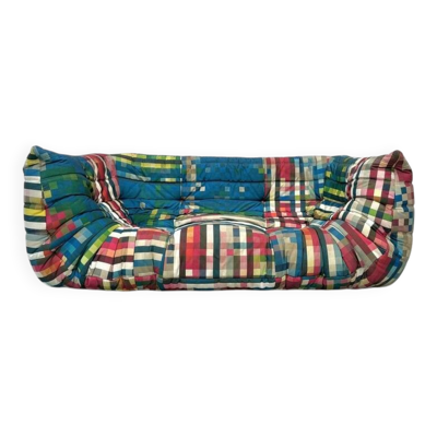 Sofa 3 places Togo Shanghai en édition limitée avec accoudoirs par Cristian Zuzunga pour Ligne Roset, 2012