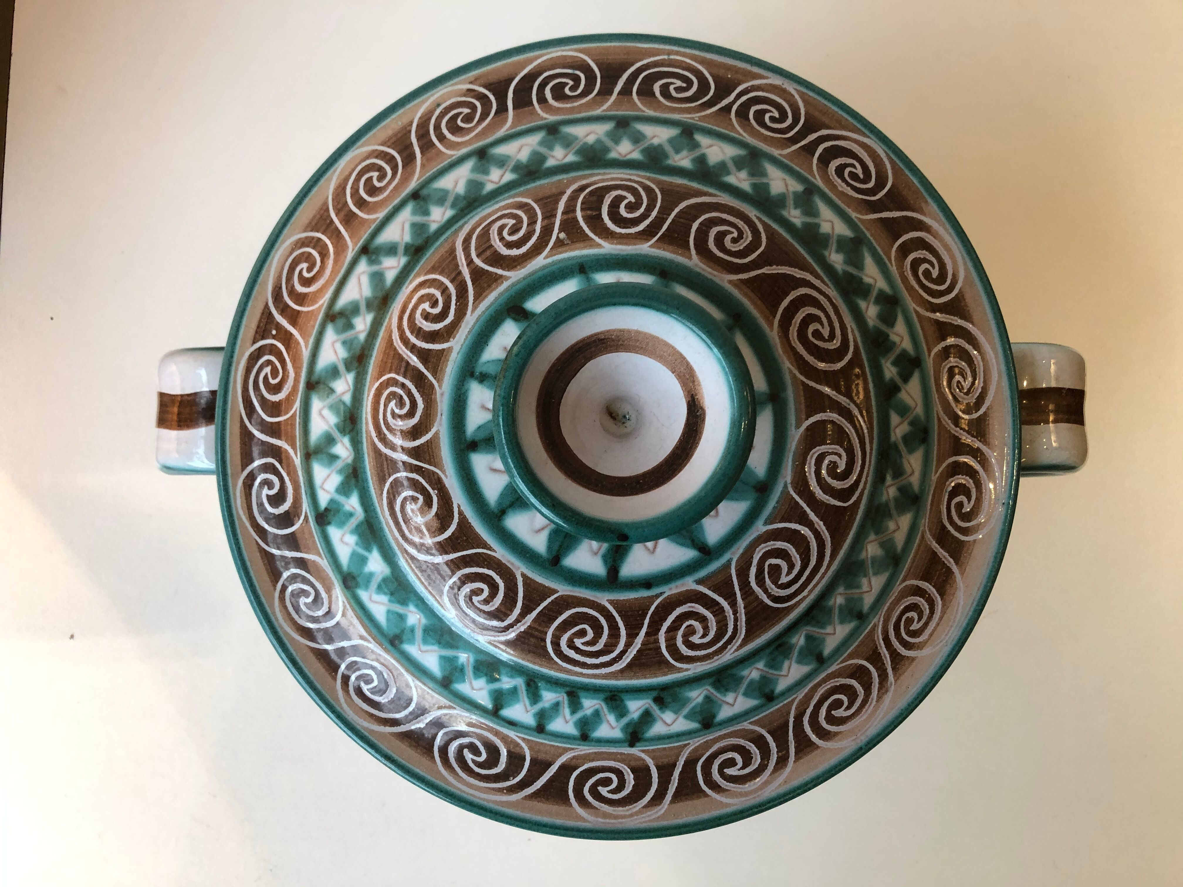 Ceramic pot by Robert Picault in Vallauris 1950
