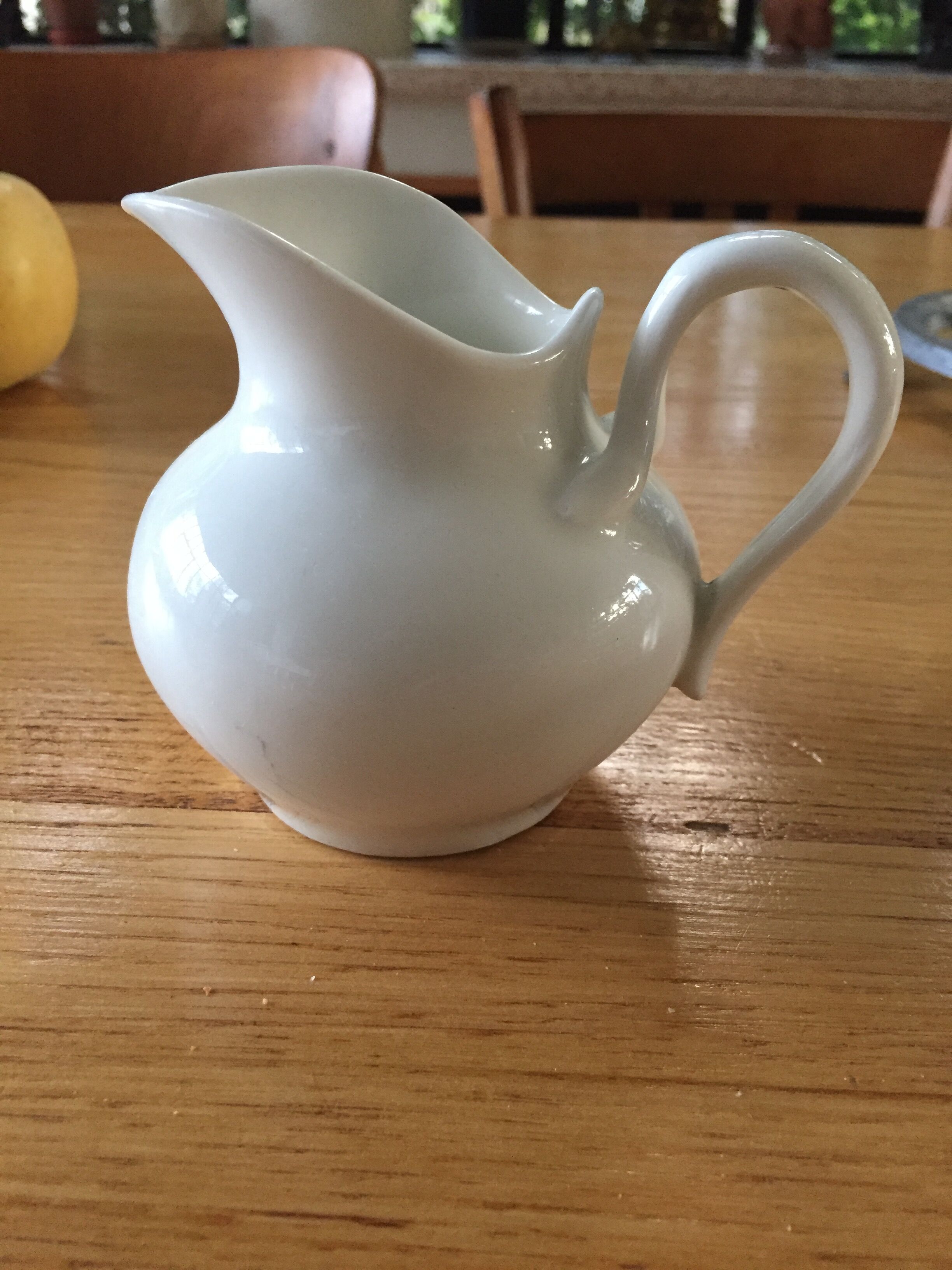 Creamer or milk jug