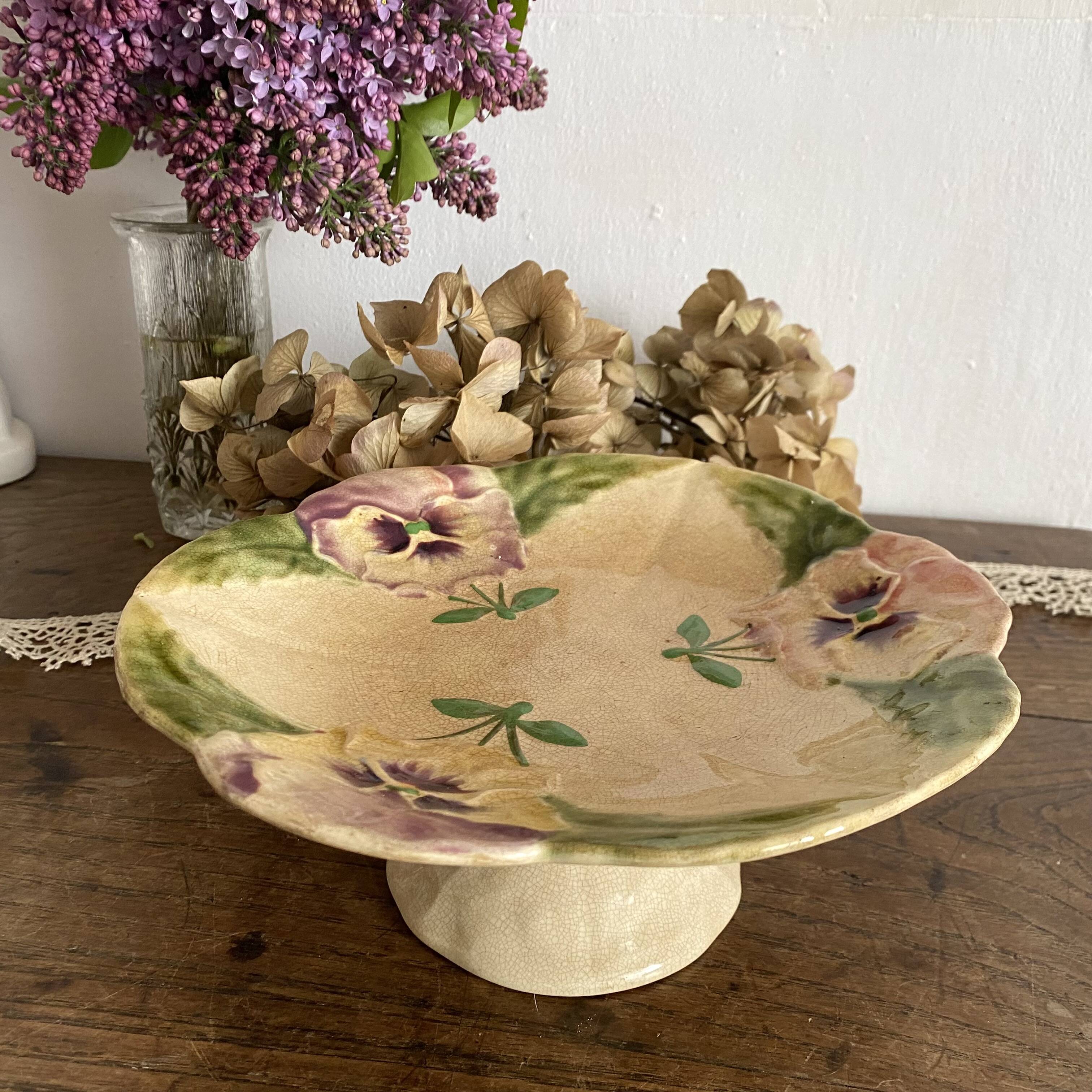 Footed dish in slip, pansy compote dish, Choisy le Roi
