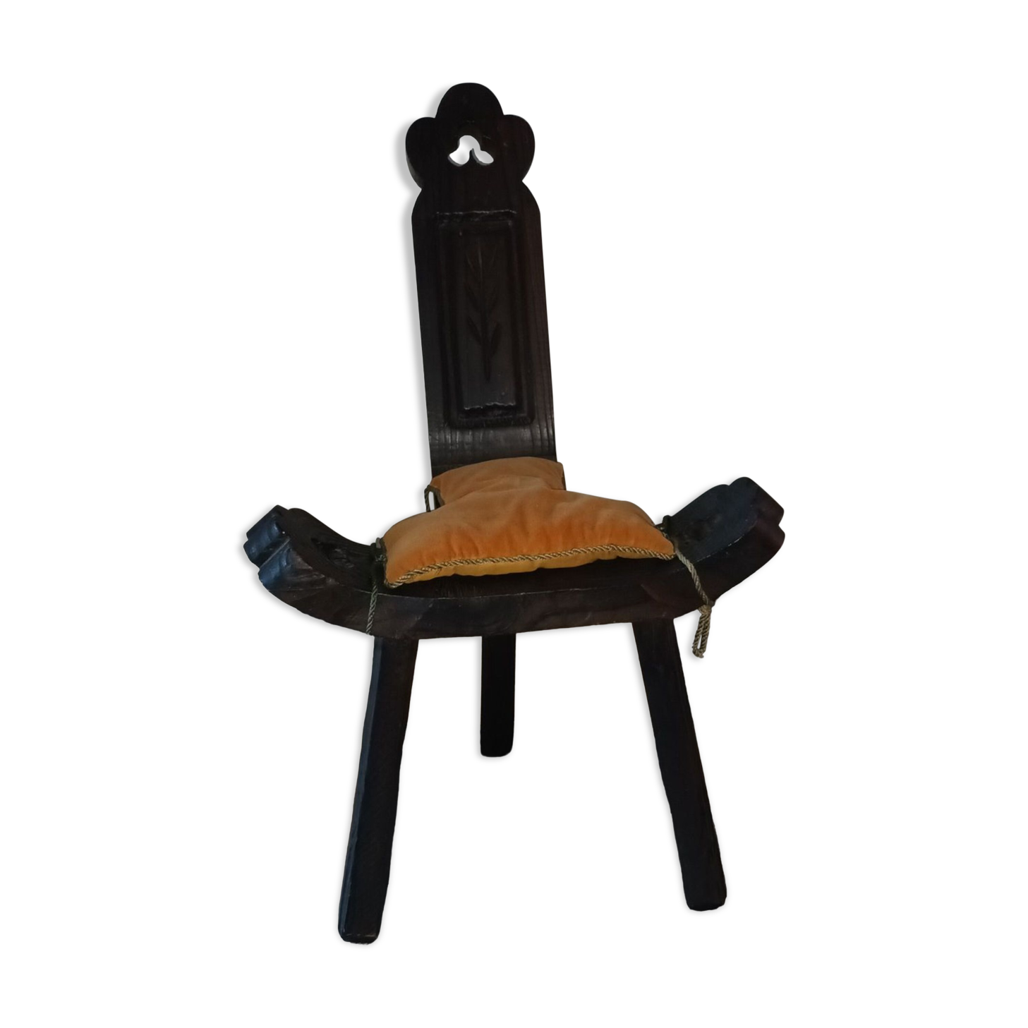 Tripod stool with backrest