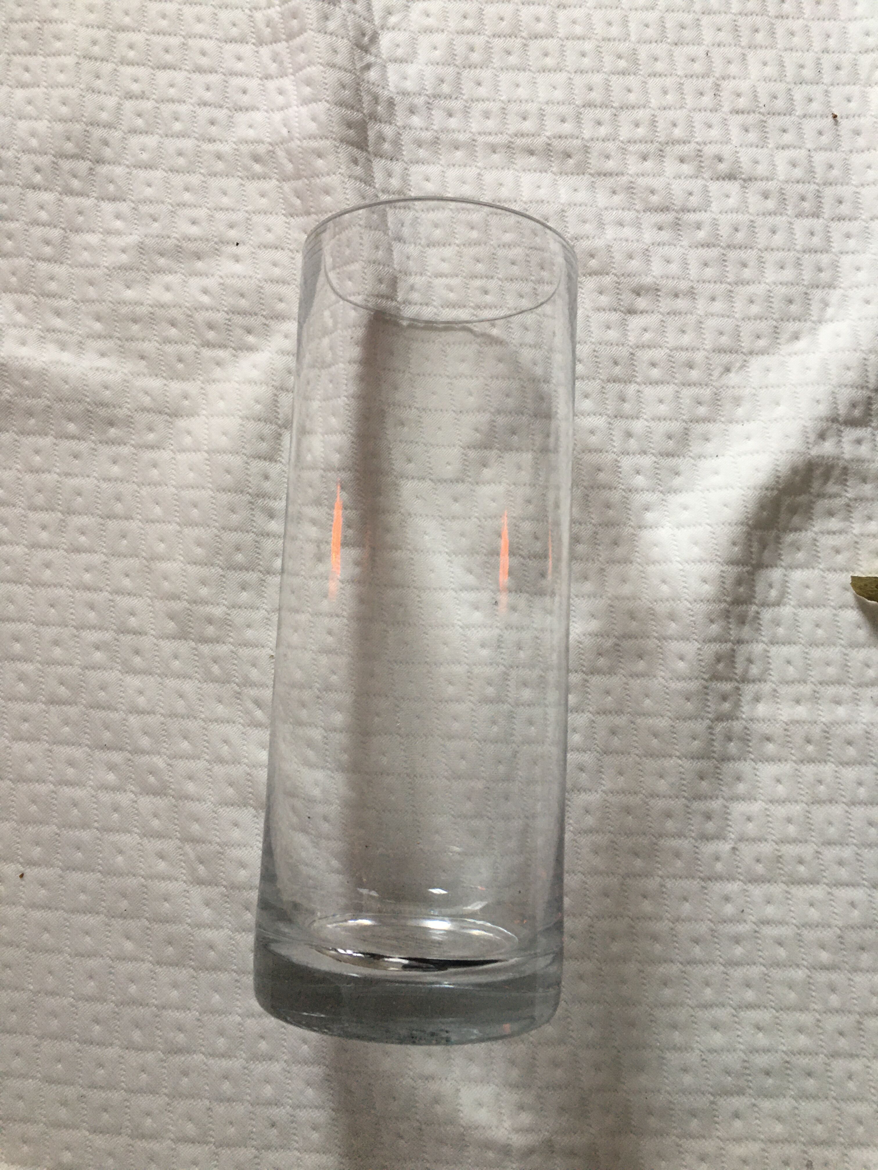 Modern vase straight shape