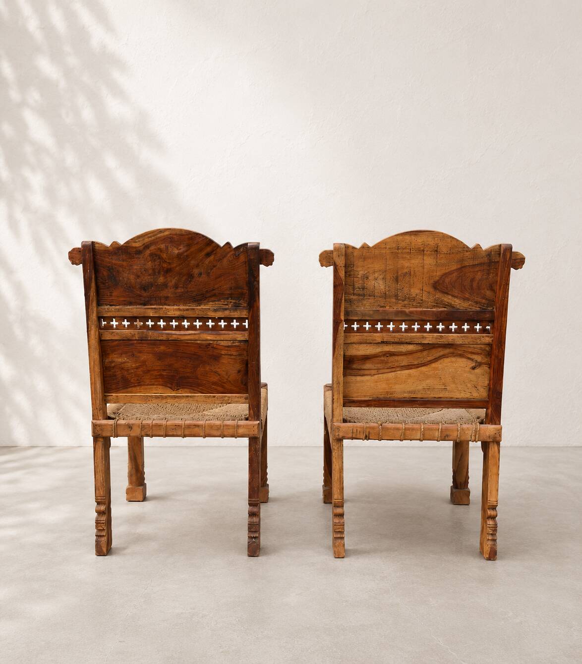 Fauteuil berbère marocain sculpté