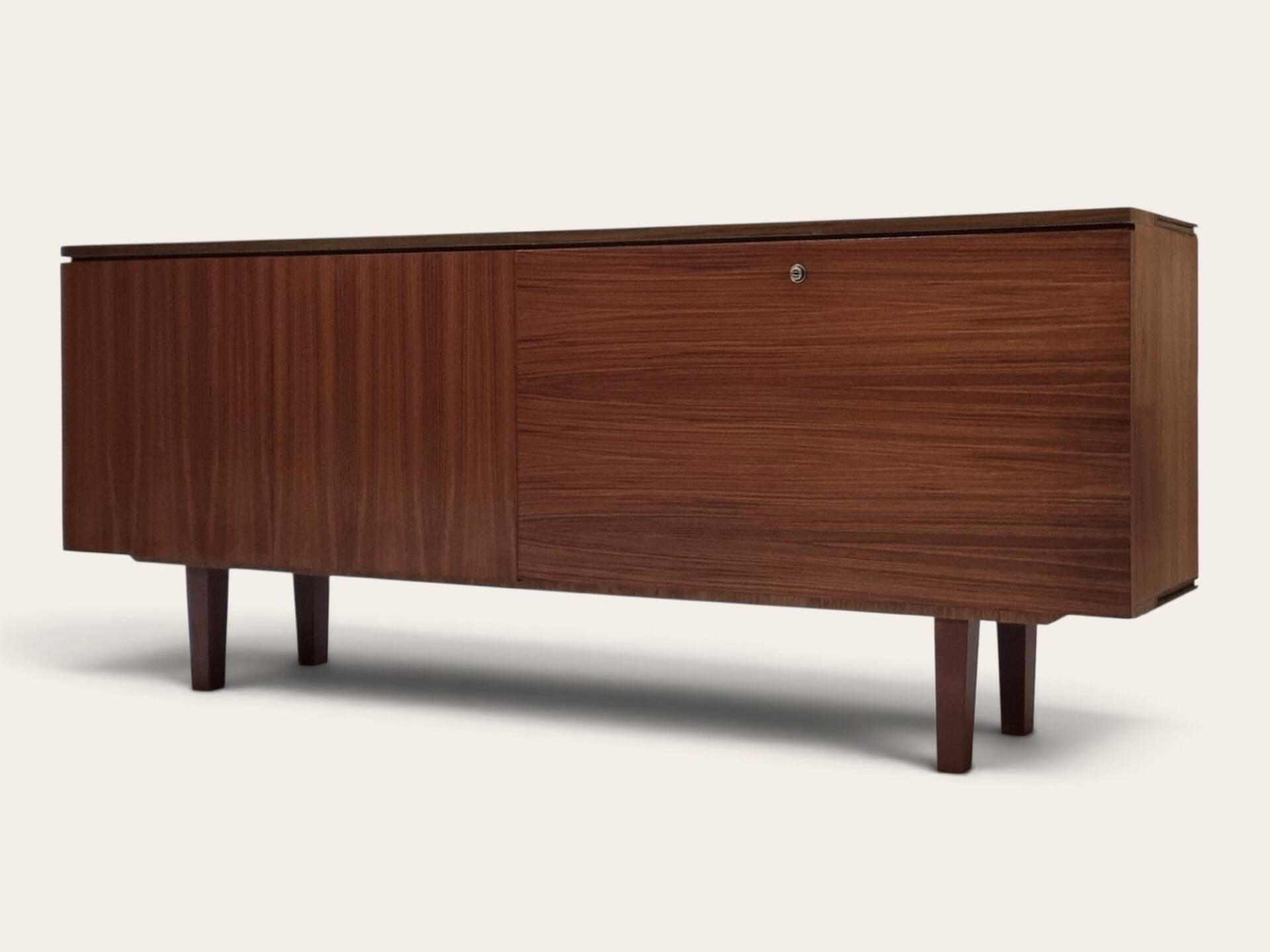 1970s buffet