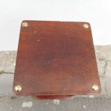 Formica and metal selette