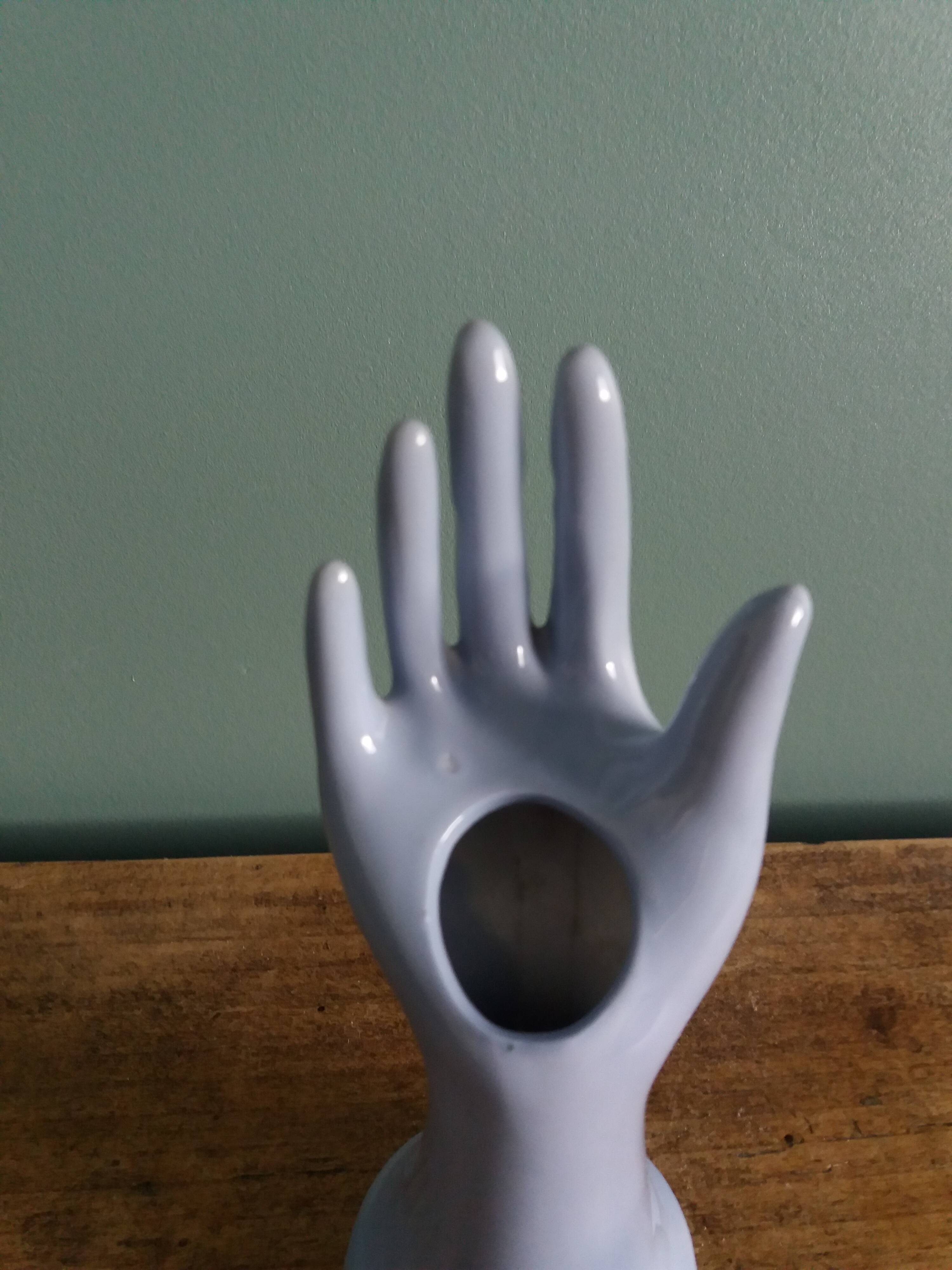 Main vase jewelry holder ring sizer