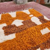 Tapis Beni Ouarain 300x200 cm – Laine épaisse, motifs berbères ocre & écru,