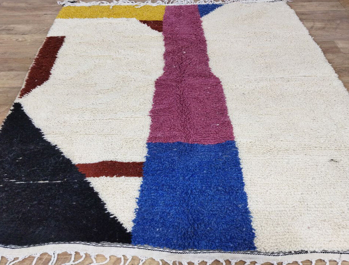 Moroccan carpet 224x154cm