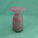 Vase en verre rose