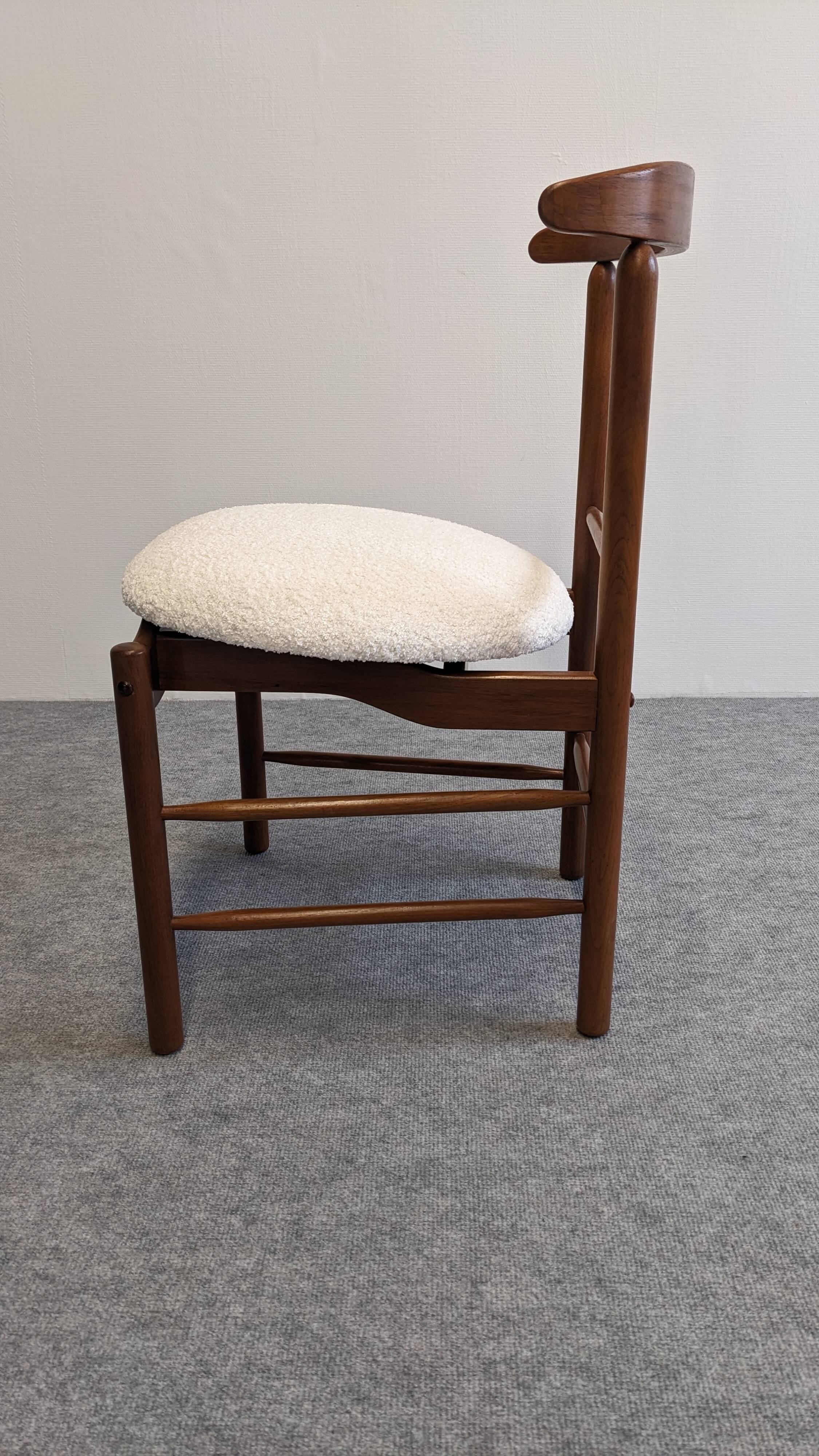 Set of 4 modernist chairs by Greta Magnusson Grossman, USA circa 1950.