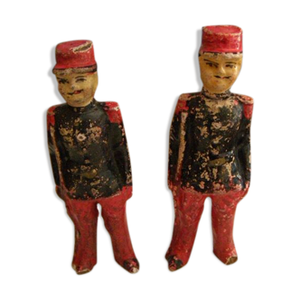 Very old collectible toy of the 19th century: 2 soldiers, french army height 20cm