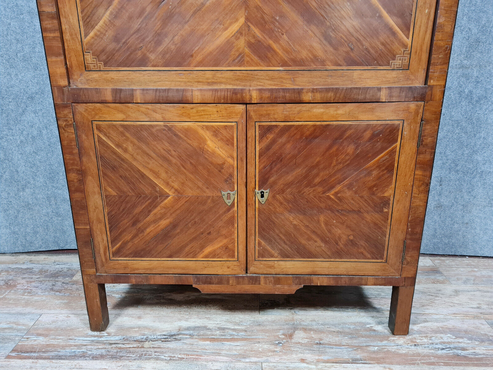 Secretary guillotine Louis XVI era in marquetry around 1760-1780