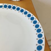Service 4 dishes Thomas