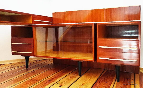 Bureau avec buffet, UP Závody, Tchécoslovaquie, années 1960