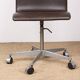 4 office chairs, in leather and aluminum, Oxford model by Arne Jacobsen.