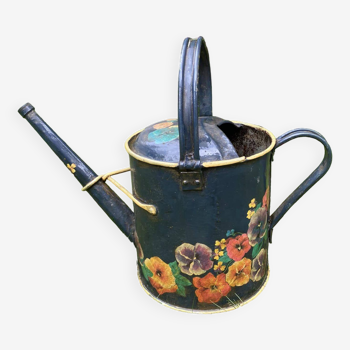 Very decorative metal watering can with “Pensées” decorations