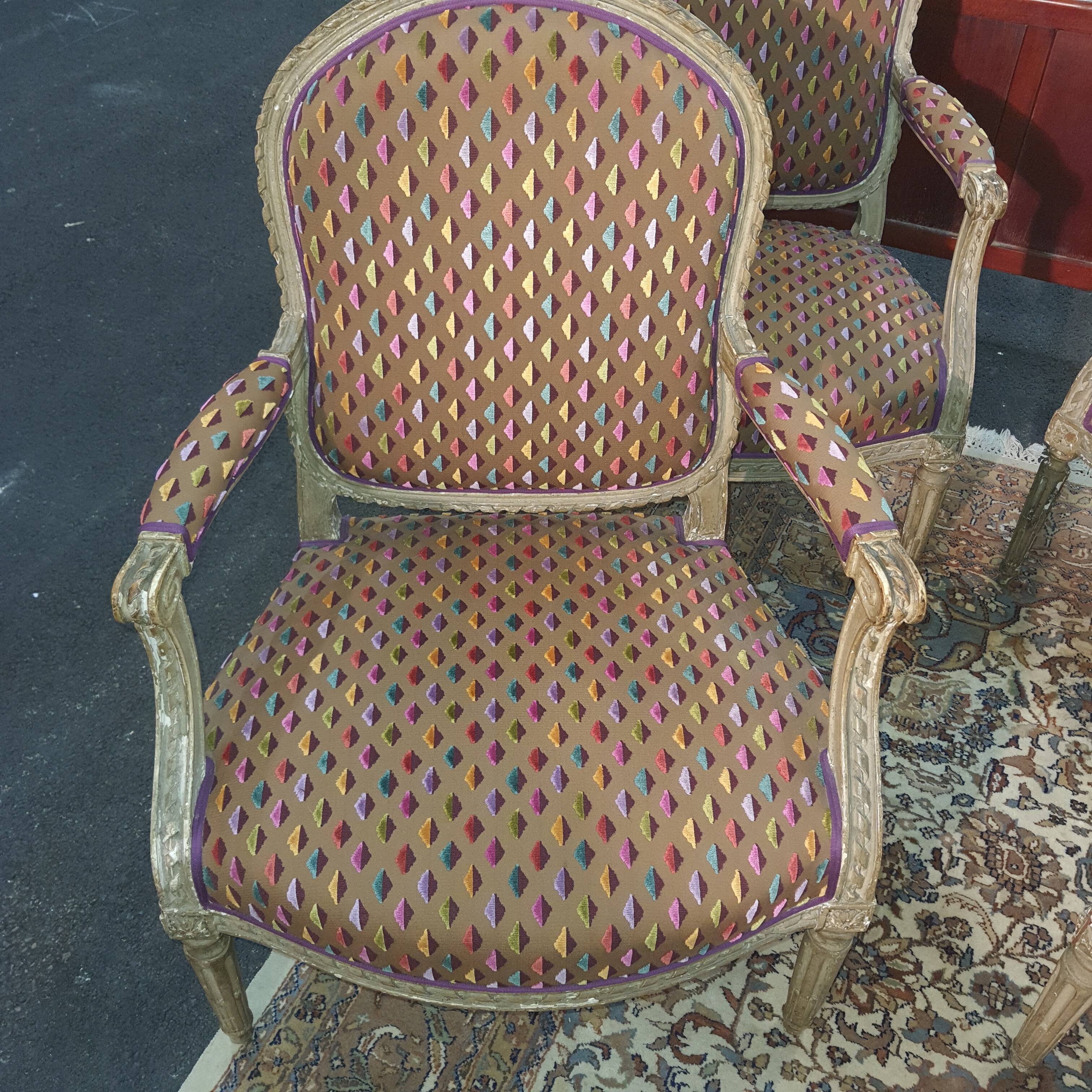Série de 4 fauteuils époque Louis XVI