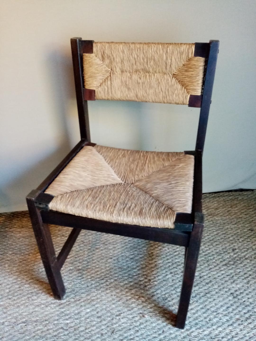 Six mulched dining chairs