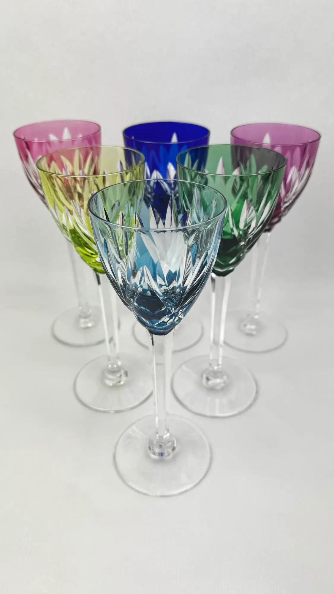 Saint-Louis, 6 verres modèle Monaco en cristal de couleur, 21,5 cm